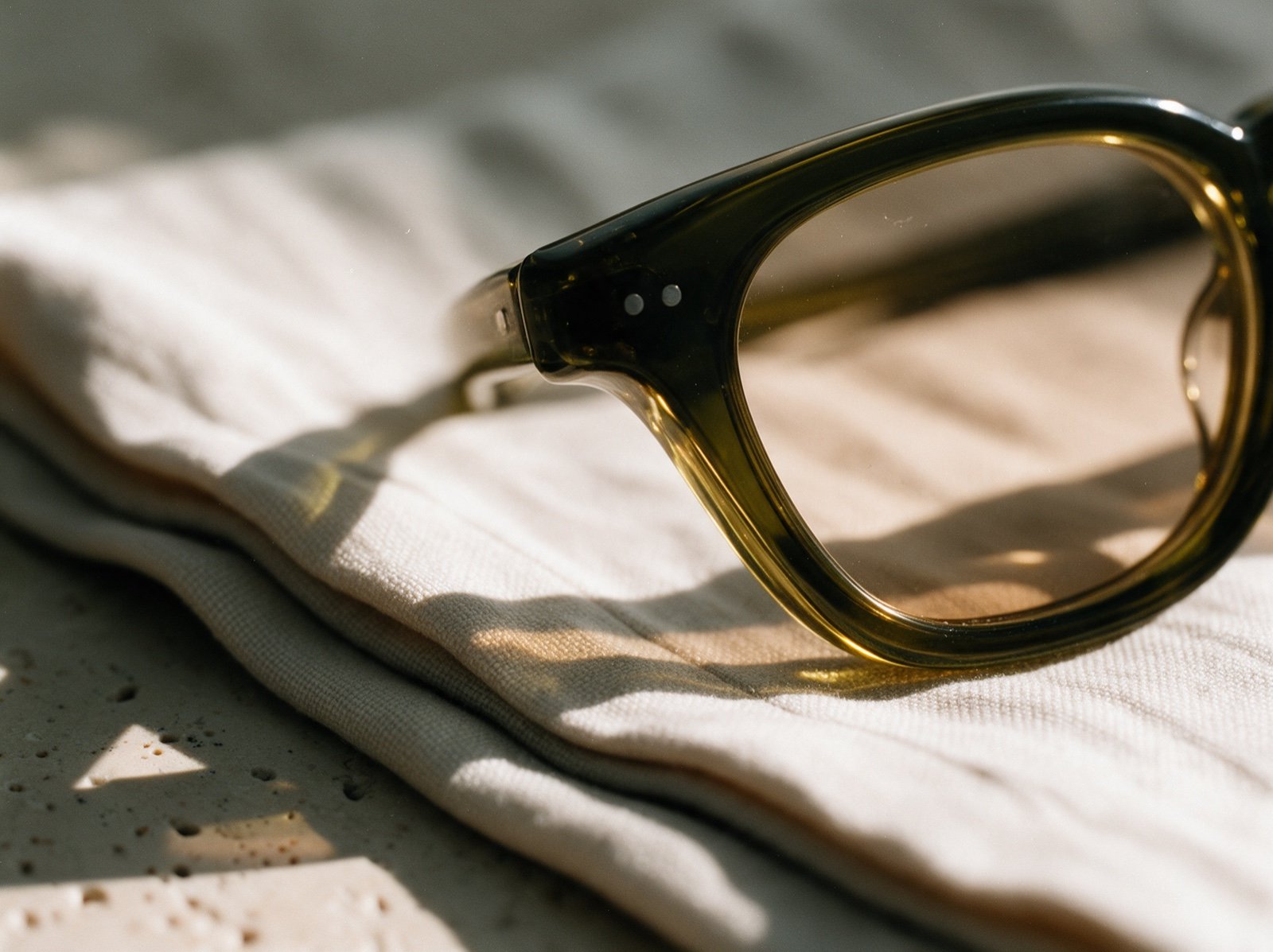 Close up of the thick translucent olive acetate
